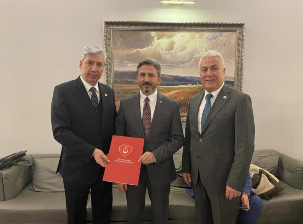 MİLLİ SAVUNMA KOMİSYON BAŞKANIMIZ SN. AHMET AYDIN İLE TAZMİNAT KONUSUNUN YASALAŞMASI İÇİN TBMM’DE GÖRÜŞTÜK